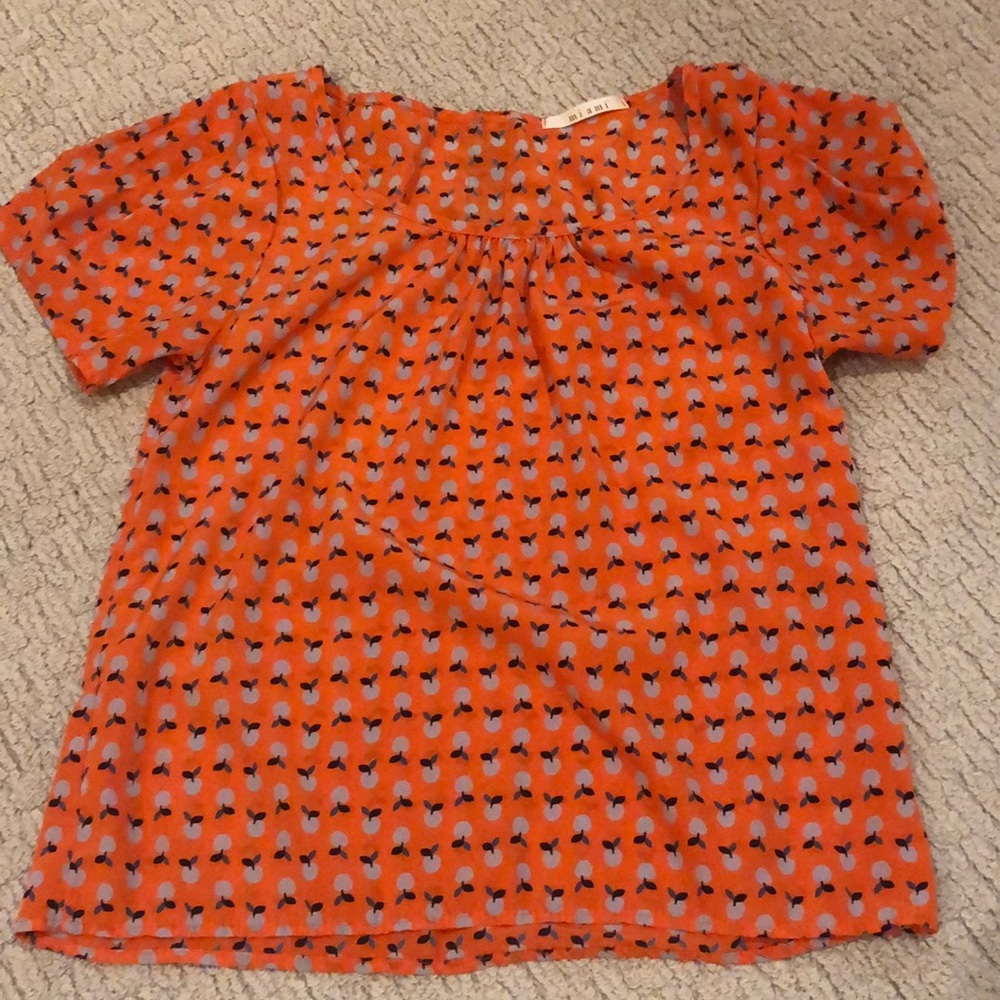 Adorable blouse